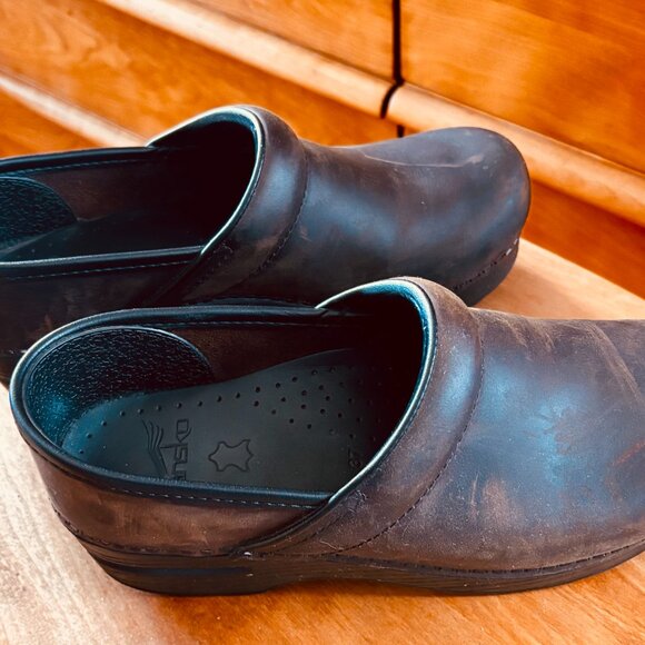 Dansko Antique Brown Leather Oiled Professional Clog Size 37 US 7.5-8 EUC - Picture 7 of 10